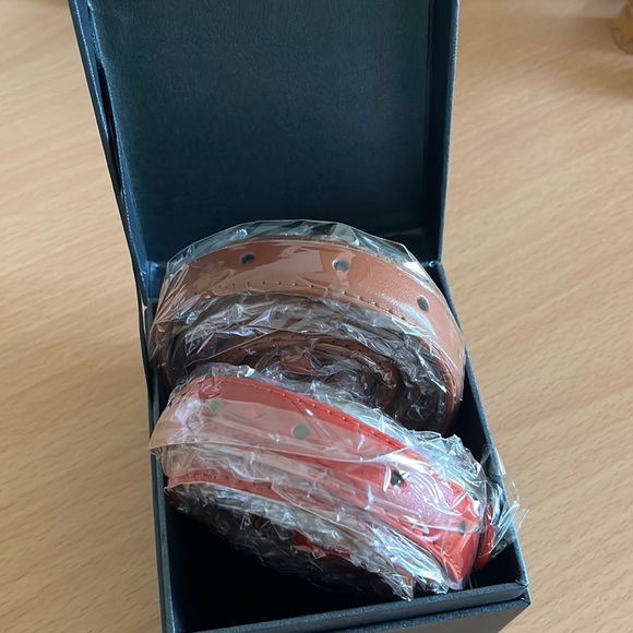 2 Leather belts red & brown - Picture 1 of 7